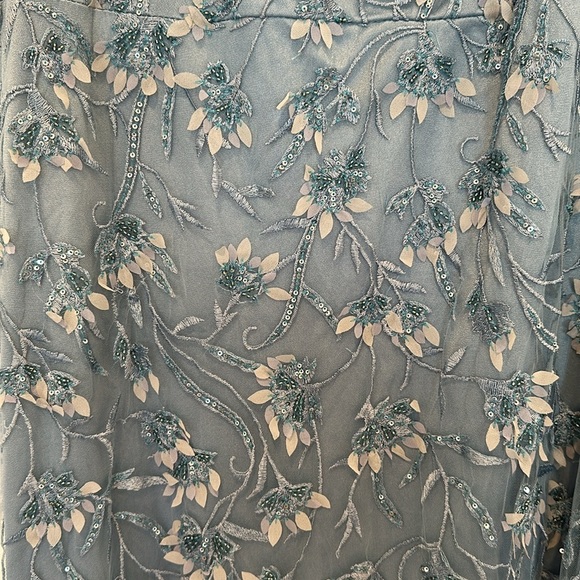 NWT $1095 Theia Blue Floral Sequin Sweetheart Cap-Sleeve Gown Dress Size 16 - Picture 8 of 13